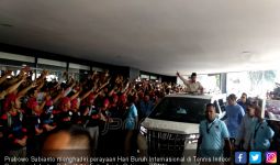 Datang ke Perayaan Hari Buruh, Prabowo Diteriaki 'Presiden, Presiden' - JPNN.com