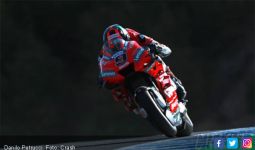 Sempat Ada Bendera Merah, Petrucci Pimpin FP2 MotoGP Spanyol - JPNN.com