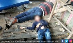 Dua Warga Tewas Disambar Petir Saat Berteduh di Tepi Jalan - JPNN.com