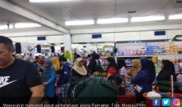 Jelang Ramadan, Masyarakat Serbu Pusat Perbelanjaan - JPNN.com