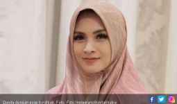 Bismillah, Donita Putuskan Jadi Hijaber - JPNN.com