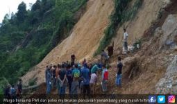 Puluhan Gurandil di Bogor Tertimbun Longsor, Lima Korban Ditemukan Tewas - JPNN.com