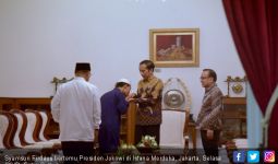 Qari Terbaik Dunia Asal NTB Bertemu Jokowi - JPNN.com