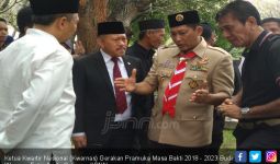 Salam Pramuka! Kak Buwas Keluhkan Pendapatan Hingga Revisi UU di Hadapan Presiden Jokowi - JPNN.com