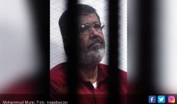 Mantan Presiden Mesir Mohammed Mursi Meninggal di Ruang Sidang - JPNN.com