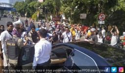 Protes PPDB Sistem Zonasi, Puluhan Orang Tua Murid Ngamuk Minta Mendikbud Mundur - JPNN.com