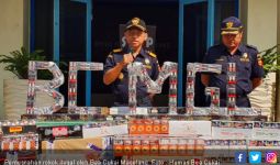 Bea Cukai Musnahkan Ratusan Ribu Batang Rokok Ilegal - JPNN.com