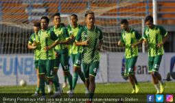Borneo FC vs Persebaya: Irfan Jaya Ingin Mengulang Memori Manis di Segiri - JPNN.com