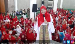 Bunda Eva, Caleg PDIP Peraih Suara Terbanyak di Lampung Layak Jadi Ketua DPRD - JPNN.com