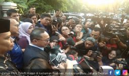 MK Belum Selesai Baca Putusan, Ketum PAN Sudah Pamit kepada Prabowo - JPNN.com