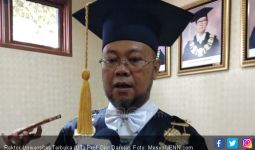Hari Pertama UAS Online Bermasalah, Rektor UT Pastikan Mahasiswa Tidak akan Dirugikan - JPNN.com