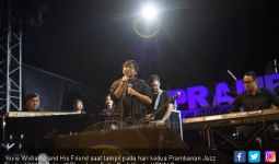 Persembahan Yovie Widianto Bikin Penonton Prambanan Jazz 2019 Galau - JPNN.com