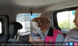 Diduga Korupsi Dana Jasmas, Giliran Wakil Ketua DPRD Surabaya Ditahan - JPNN.com