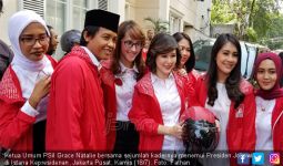 Ada Ojek Online di Balik Pertemuan Grace Natalie dan Jokowi - JPNN.com