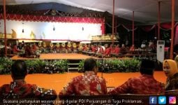 Syukuran Jokowi Menang Lagi, PDIP Gelar Wayangan di Tugu Proklamasi - JPNN.com