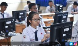 Silakan Lapor ke Ombudsman Jika Harga Seragam Sekolah tak Wajar - JPNN.com
