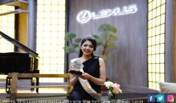 Adinda Lexus, SPG Paling Cantik dan Pintar di GIIAS 2019 - JPNN.com