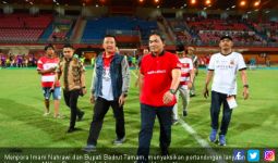 Laga MU vs Perseru Badak Lampung, Menpora Turun ke Lapangan dan Salami Pemain - JPNN.com