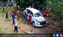 Kronologis Mobil Guru Danau Kecelakaan, Ulama Karismatik Itu Terluka - JPNN.com
