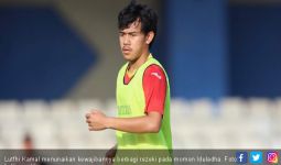 Pemain Muda Mitra Kukar Akhirnya Bisa Tunaikan Janji Berkurban - JPNN.com