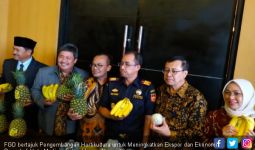 Tiga Kementerian Dorong Manfaatkan Fasilitas Kawasan Berikat Plasma Hortikultura - JPNN.com