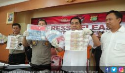 Pedagang Kopi Keliling Produksi-Edarkan Uang Palsu - JPNN.com