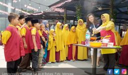 Bakso Sumber Selera Hibur Anak Yatim di Acara Pesta Rakyat - JPNN.com