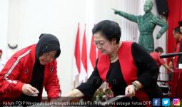 Profil Tri Rismaharini, dari Kasi, Kadis, Wali Kota, hingga Menteri era Jokowi - JPNN.com