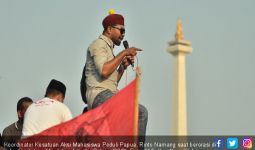 Massa di Depan Istana Merdeka Minta Jokowi Terbitkan Perppu Antirasisme - JPNN.com