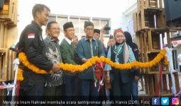 Menpora Imam Nahrawi Buka Santripreneur Lintas Agama di Bali - JPNN.com