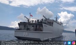 Dua Kapal Perang Sulit Evakuasi Penumpang KM Santika Nusantara, Begini Alasannya - JPNN.com