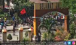 Papua Memanas, Pengunjung Hotel di Jayapura Terjebak, Pecahan Kaca Berserakan - JPNN.com