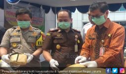 Jaksa Ajak Polisi Bakar Ganja - JPNN.com