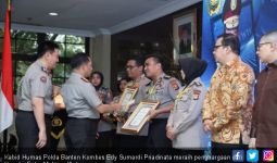 Selamat, Kabid Humas Polda Banten Raih Penghargaan Kapolri - JPNN.com