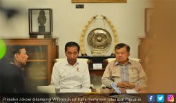 Mendadak Jokowi Gelar Rapat Terbatas soal Papua, Wajahnya Lelah - JPNN.com