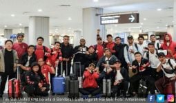 Laga Ditunda, Pemimpin Klasemen Liga 1 Batal Terbang ke Papua - JPNN.com