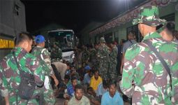298 Demonstran di Papua Keluar dari Persembunyian, Pulang Naik Truk TNI - JPNN.com
