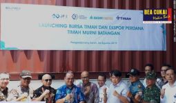Bea Cukai Ikut Dalam Ekspor Perdana Timah Murni Batangan dari Bangka Belitung - JPNN.com