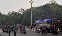 Bus Timnas Malaysia Aman Masuk SUGBK, Suporternya Bagaimana? - JPNN.com