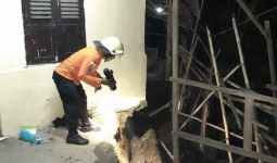 Tanah Longsor Menimpa Rumah di Bogor, Satu Orang Terluka - JPNN.com