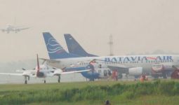 Kabut Asap, Pesawat Gagal Mendarat di Bandara Pangsuma - JPNN.com