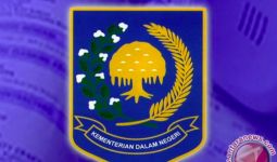 Kemendagri Ingatkan Pemda Semarang Segera Terbitkan Perda Retribusi PBG - JPNN.com