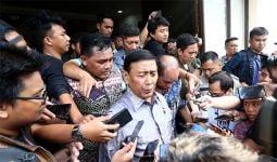 Wiranto Diserang di Pandeglang, Salah Satu Pelaku Perempuan - JPNN.com