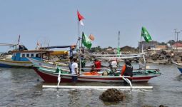 NU Peduli Salurkan Bantuan Perahu untuk Nelayan Terdampak Tsunami Selat Sunda - JPNN.com