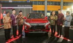 3 SUV Baru Mitsubishi Goda Pengunjung GIIAS Makassar 2019 - JPNN.com