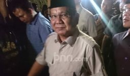 Bertakziah ke Rumah Duka Mendiang Habibie, Prabowo Bilang Begini - JPNN.com