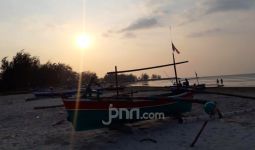Gelombang Tinggi, Nelayan Diminta Tak Melaut - JPNN.com