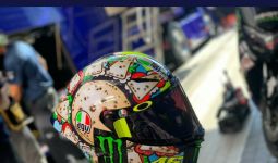 Jalankan Tradisi, Rossi Pakai Helm dengan Livery Spesial di MotoGP San Marino - JPNN.com