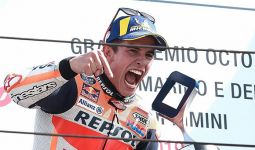 Marquez Menang di MotoGP San Marino, 4 Pembalap jadi Korban - JPNN.com