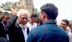 Puluhan Mahasiswa Timor Leste Berziarah ke Makam BJ Habibie, Ini Cerita Mereka - JPNN.com